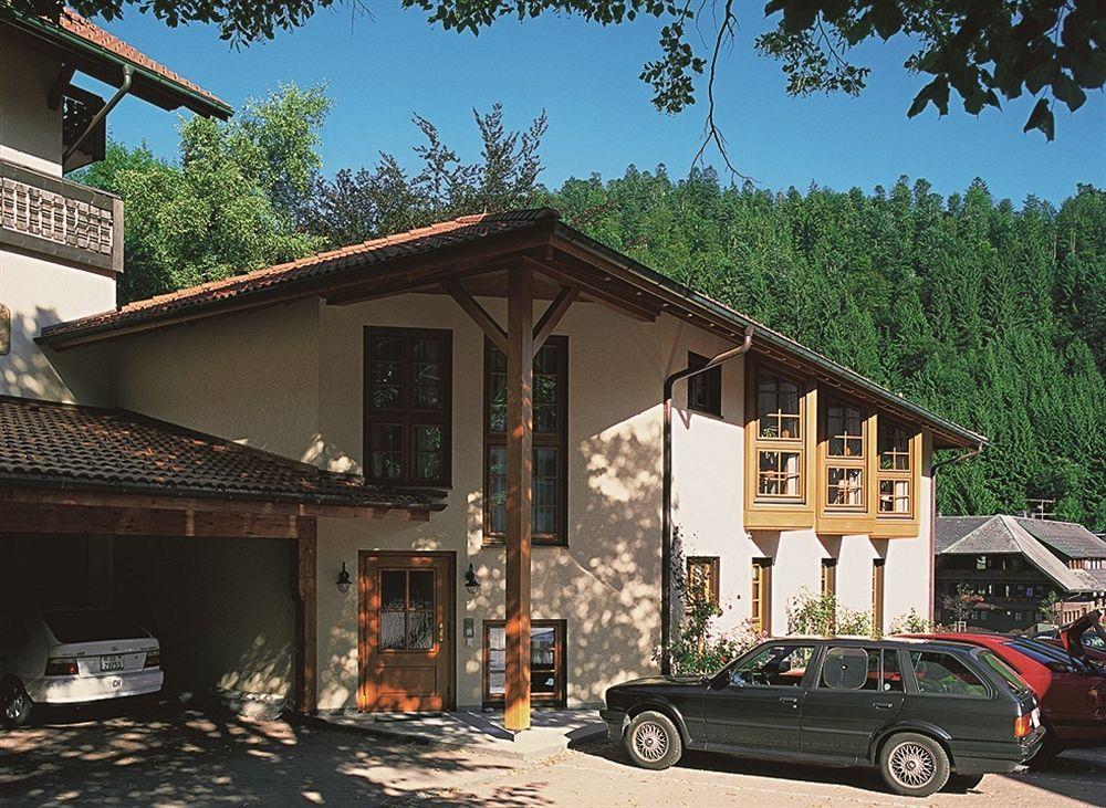 Hostel Zum Loewen 토트무스 외부 사진